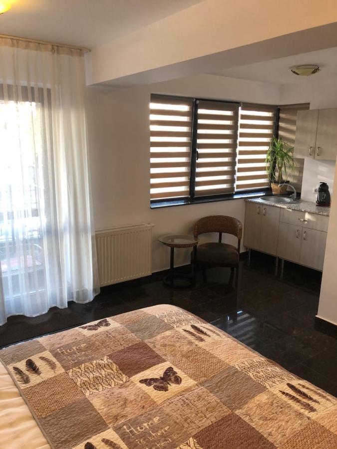 Studio Bucarest Extérieur photo